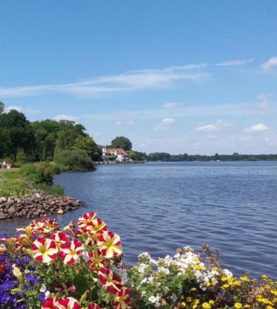 Wohlfuehloase Am Bad Zwischenahner Meer Buitenkant foto